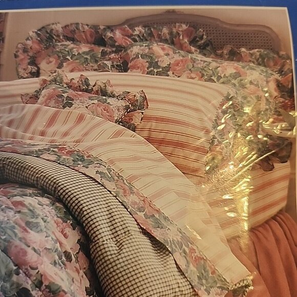 Vintage Twin Sheet Set by WestPoint Stevens Pink Floral Stripes Sealed Package - Picture 5 of 11